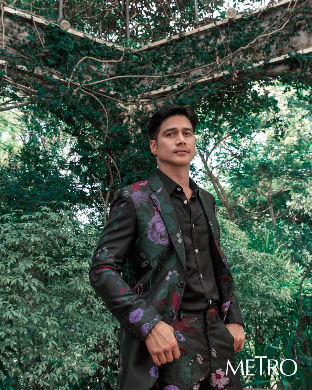 Lovi Poe and Piolo Pascual on the cover of Metro for 